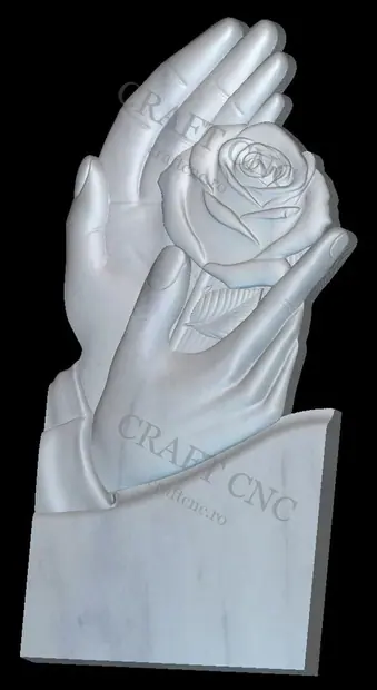 Monument cu mâini și trandafir — miniatură 3
